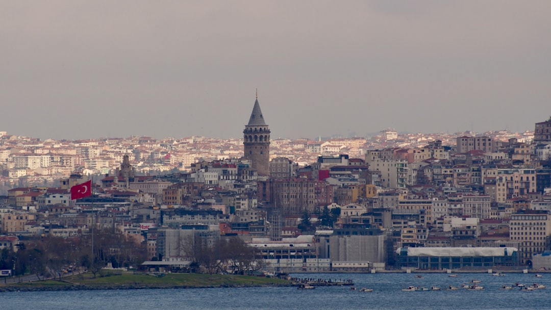 İstanbul Kültür Sanat Haftası: Tiyatro Oyunları, Sergiler ve Konserler ile Doldu - Kültür-Sanat haberi görseli