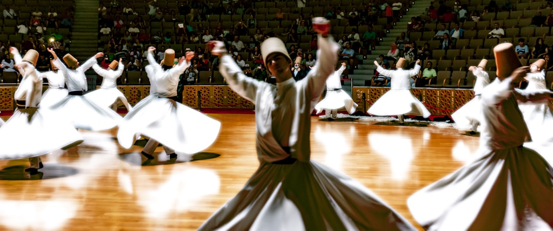 Konya Müzik Şöleni Başlıyor: Ünlü Sanatçılar 9 Gün Boyunca Seremoni - Kültür-Sanat haberi görseli Konya Müzik Şöleni Başlıyor: Ünlü Sanatçılar 9 Gün Boyunca Seremoni - Kültür-Sanat haberi görseli