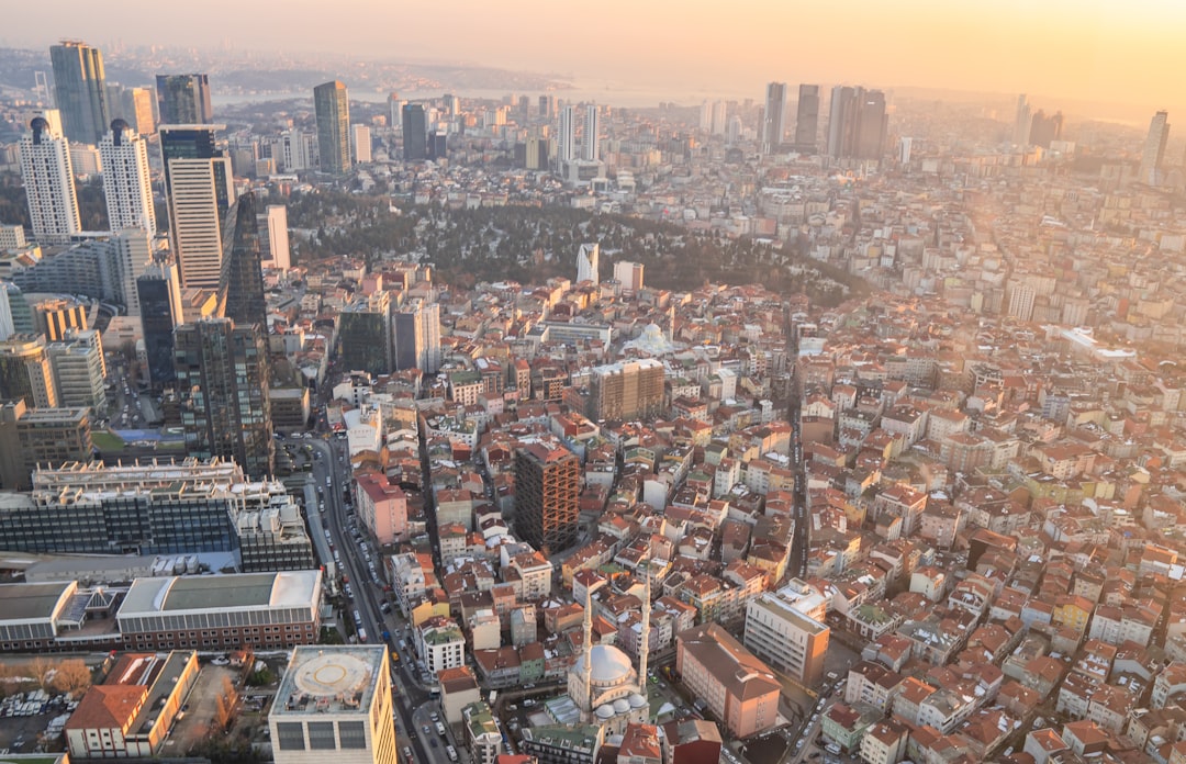 Borsa İstanbul'da BIST 100 Endeksi Yükselişle Geçiyor - Ekonomi haberi görseli