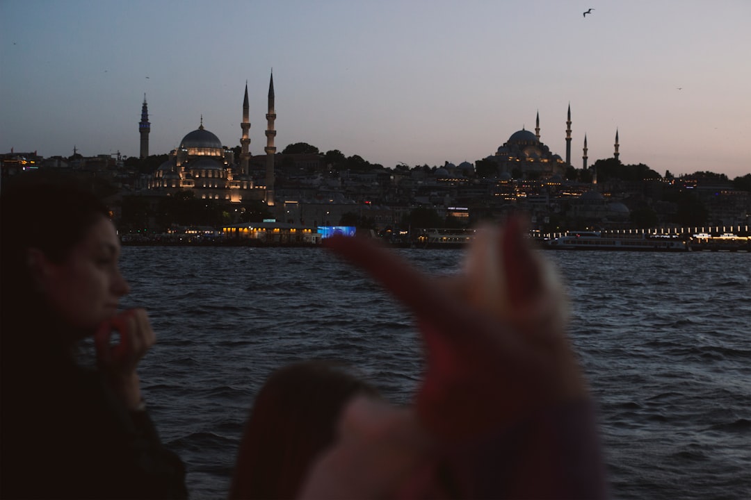 İstanbul'da Yaşam Pahalılığı Sosyal Yaşamı Etkiliyor - Yaşam haberi