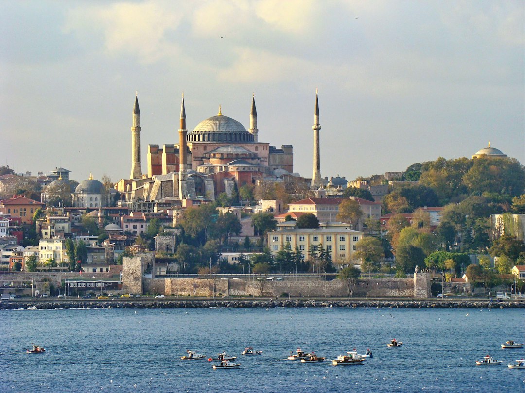 İstanbul'da Kültür ve Sanat Etkinlikleri Fırtınaya Döndü - Kültür-Sanat haberi görseli