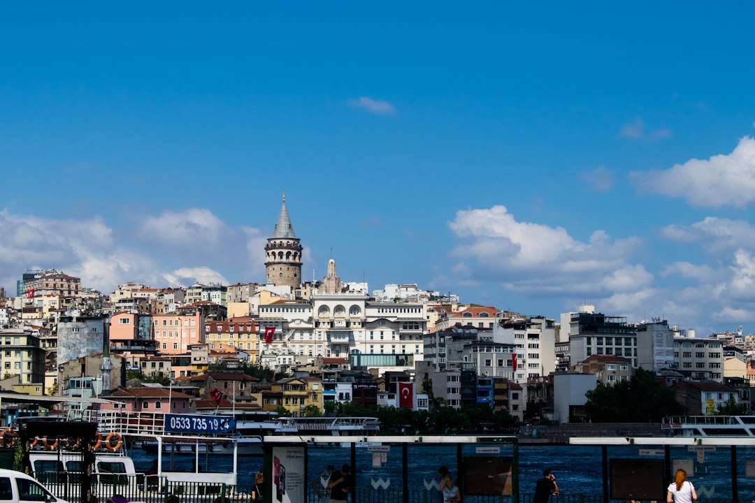 İstanbul'da Kuvvetli Sağanaklar ve Sıcaklık Azalışı Bekleniyor - Yaşam haberi görseli